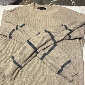 M American Eagle tan sweater